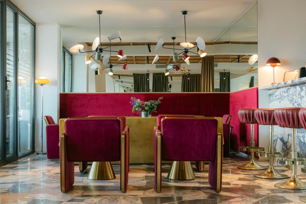 Castor & Pollux Hotel Тбилиси Екстериор снимка
