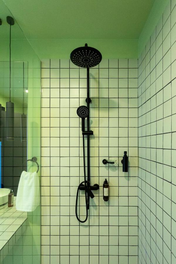 Castor & Pollux Hotel Тбилиси Екстериор снимка