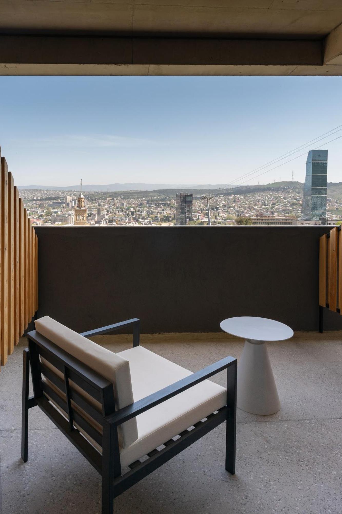 Castor & Pollux Hotel Тбилиси Екстериор снимка