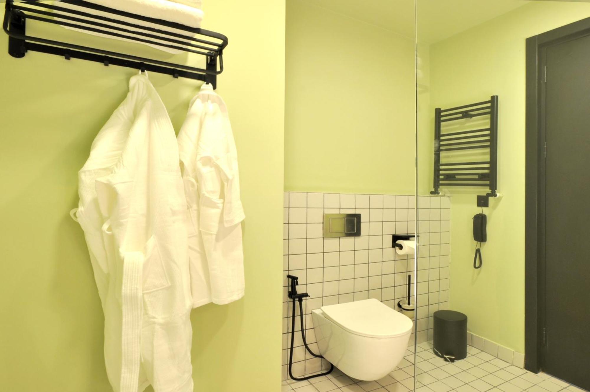Castor & Pollux Hotel Тбилиси Екстериор снимка